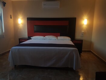 accommodation in mexico and central america, 1