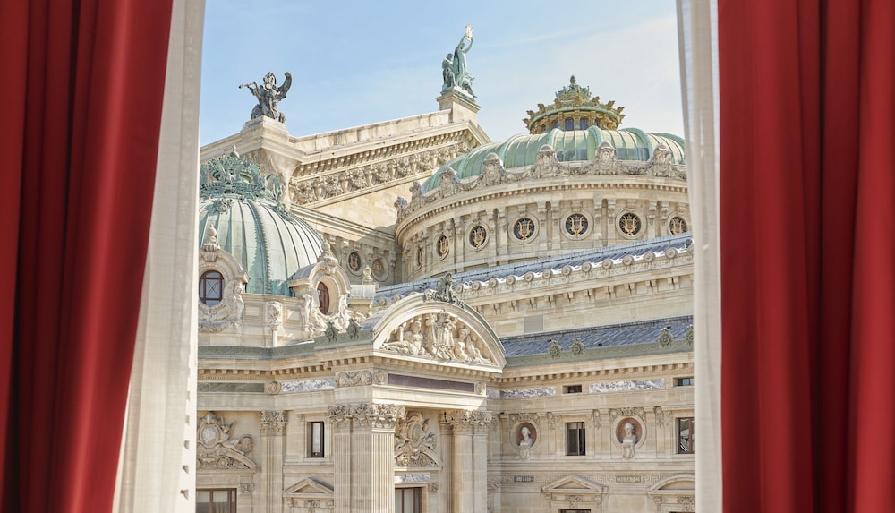accommodation in paris, france, 1