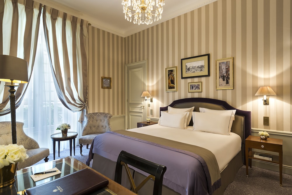 city break in 2nd arrondissement, france, 1
