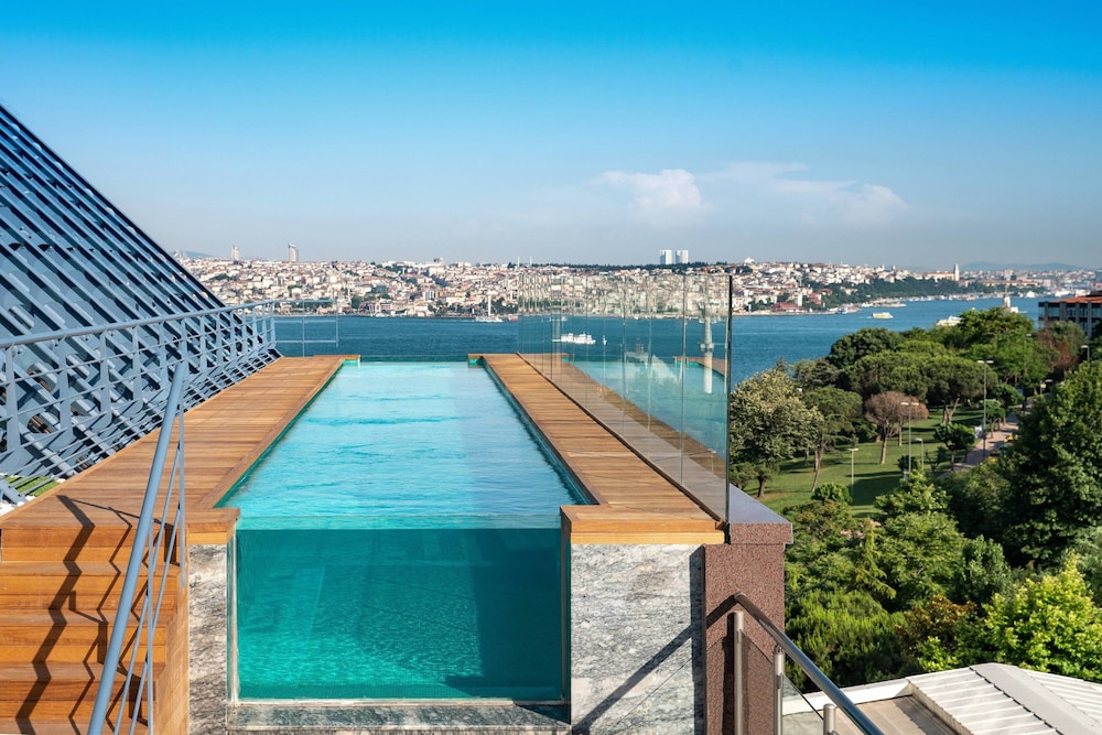 city break in sisli, turkey, 1