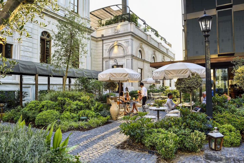 city break in pera, turkey, 1