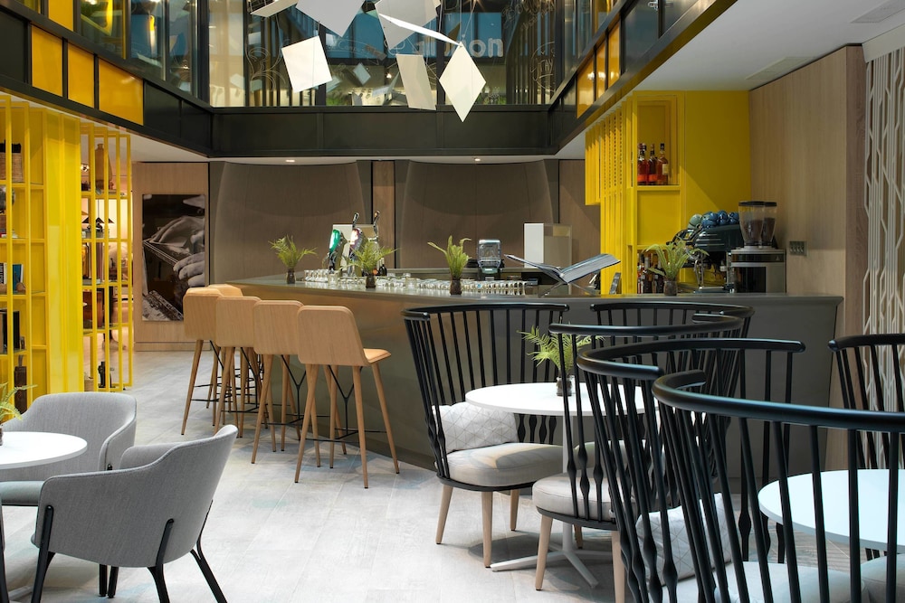 city break in bercy, france, 1