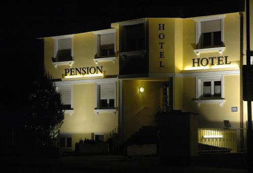 city break in albern, austria, 1
